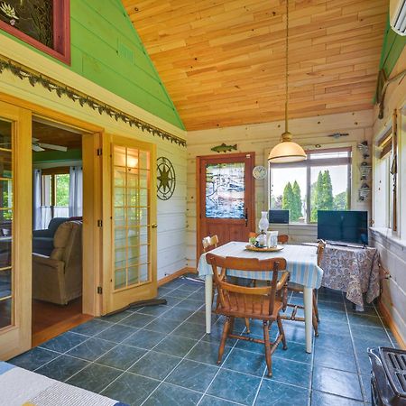 Warm And Cozy Clayton Cabin Near St Lawrence River! Buitenkant foto