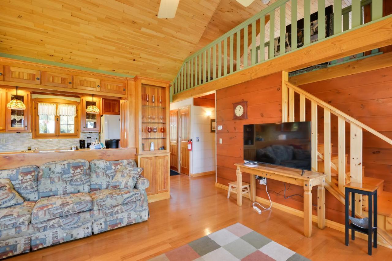 Warm And Cozy Clayton Cabin Near St Lawrence River! Buitenkant foto